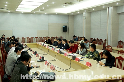 国家教育行政学院第43期高校培训班学员来学校调研考察