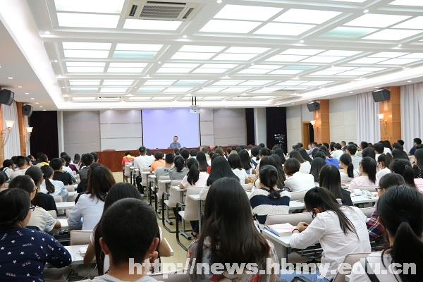 北京大学苏力教授来我校讲学