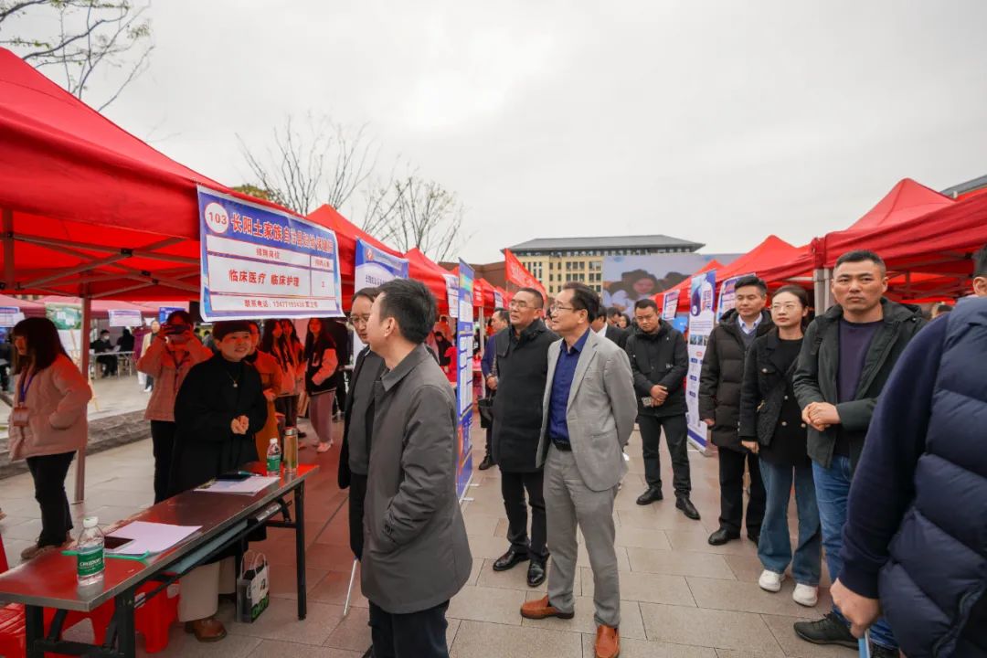 搭桥梁,促就业|我校2023届毕业生春季就业大型供需见面会顺利举办 搭桥梁,促就业|我校2023届毕业生春季就业大型供需见面会顺利举办