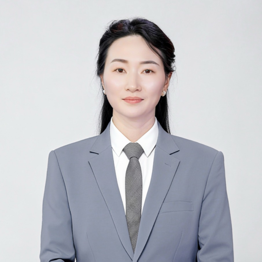 校长助理兼财务处处长 柏金芬