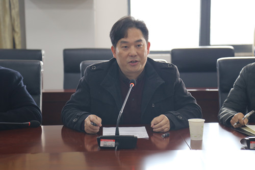 恩施市副市长汪业民到我校开展进出交通及安全现场调研