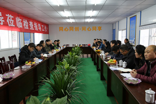 州住建委组织召开学院新校园项目建设现场办公会