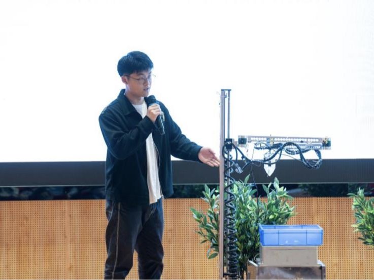 创新引领未来｜智能工程学院首秀自主研发采茶机器人科技成果