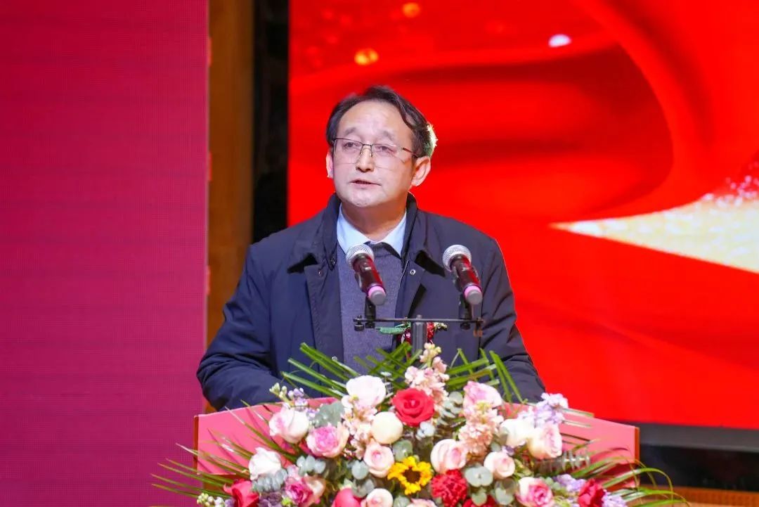 戮力同心绘蓝图 追求卓越谋发展|湖北恩施学院举行2022年度总结表彰大会 戮力同心绘蓝图 追求卓越谋发展|湖北恩施学院举行2022年度总结表彰大会