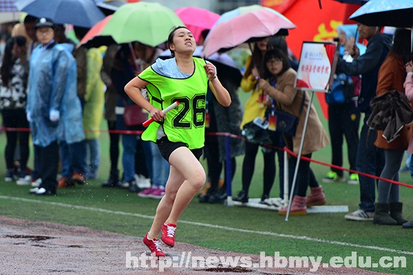 【2014秋运会】运动会女子4x400米接力赛决赛