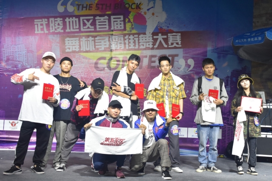 2F4EF