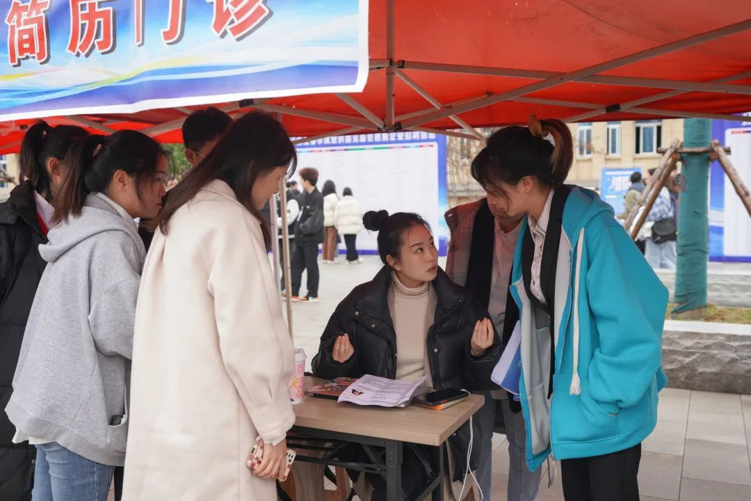 搭桥梁,促就业|我校2023届毕业生春季就业大型供需见面会顺利举办 搭桥梁,促就业|我校2023届毕业生春季就业大型供需见面会顺利举办