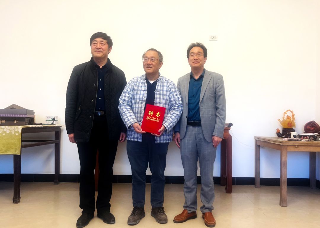 我国著名麻醉学专家刘进受聘为我校客座教授 我国著名麻醉学专家刘进受聘为我校客座教授